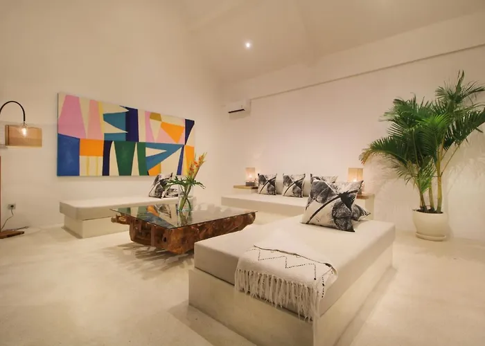 Villa Luxury 2-bedroom With Private Pool And Bbq - Serene Escape!