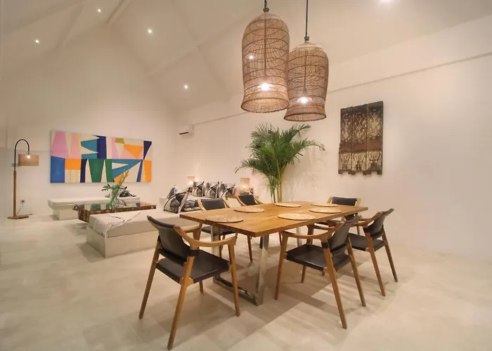 Villa Luxury 2-bedroom With Private Pool And Bbq - Serene Escape! *