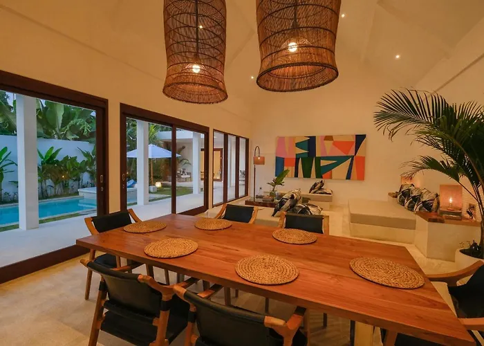 Luxury 2-bedroom With Private Pool And Bbq - Serene Escape! Villa