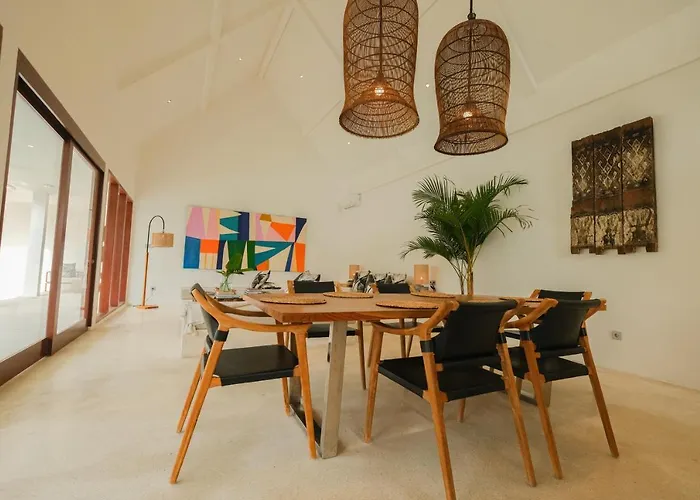 Luxury 2-bedroom With Private Pool And Bbq - Serene Escape! *