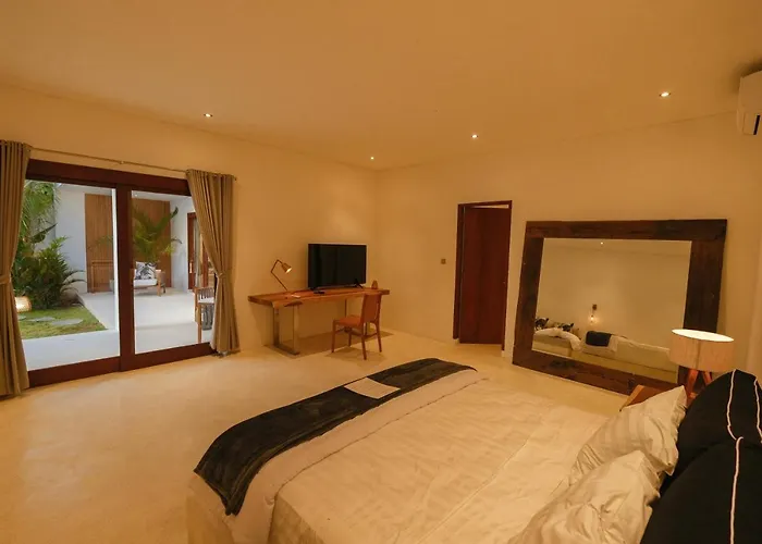Luxury 2-bedroom With Private Pool And Bbq - Serene Escape! Villa