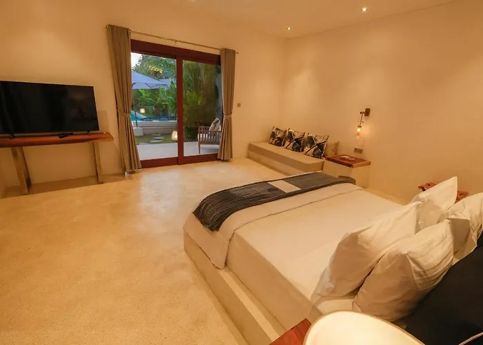 Villa Luxury 2-bedroom With Private Pool And Bbq - Serene Escape! *